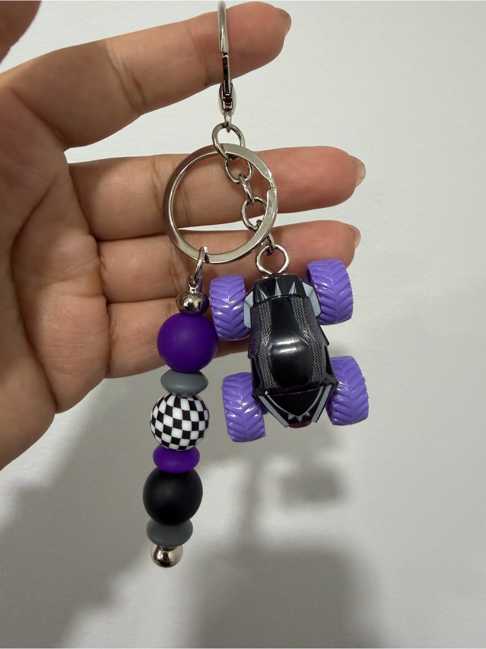 Marvel Mini Monster Jam Keychain - Picture 5 of 7